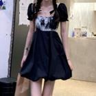 Short-sleeve Printed Mini A-line Dress Dress - Black - One Size