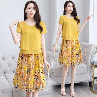 Set: Short-sleeve Chiffon Blouse + All-over Print A-line Skirt
