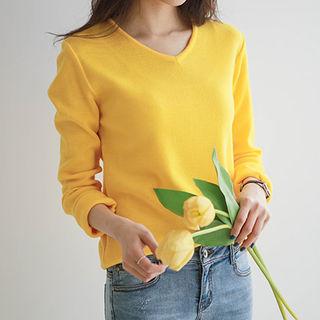 Set Of 2: V-neck Knit Top