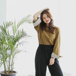Drop-shoulder Stripe-cuff T-shirt