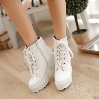 Studded Lace-up Heeled Short Boots