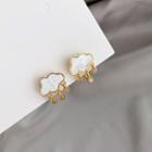 Rain Cloud Shell Fringed Earring 1 Pair - Clip On Earring - Cloud - White - One Size