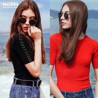 Rings-accent Knit T-shirt