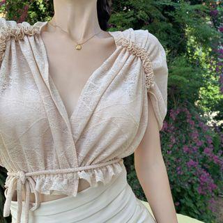 Short-sleeve V-neck Ruffle Trim Drawstring Cropped Top