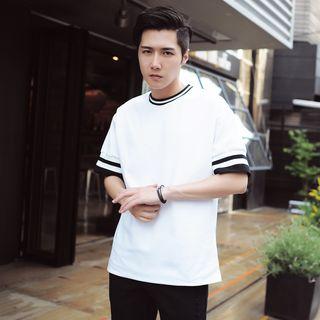 Short-sleeve Striped Contrast T-shirt