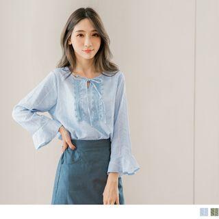 Lace Panel Ruffled Cuff Pattern Top