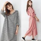 V-neck Slit-hem Check Dress