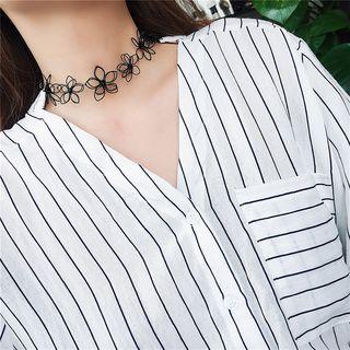 Mesh Flower Choker