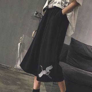Crane Embroidered Cropped Pants