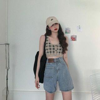 Sleeveless Check Knit Crop Top / High Waist Denim Shorts / Set