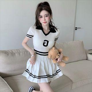 Short-sleeve V-neck Lettering Knit Top / Pleated Mini A-line Skirt