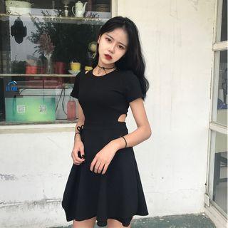 Cut Out Short-sleeve Mini A-line Dress
