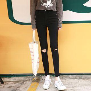 Distressed Sheath Denim Skinny Pants