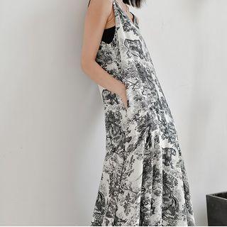 Spaghetti Strap Print Midi A-line Dress Black - One Size