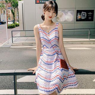Embroidered A-line Dress Short Sleeve Dress - S