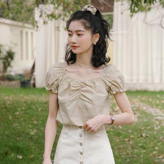 Square-neck Plain Pleated Cropped Blouse