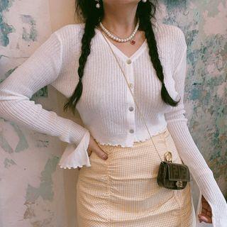 V-neck Lettuce Edge Cropped Knit Top