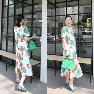 Ruffled-hem Floral-pattern Midi Dress