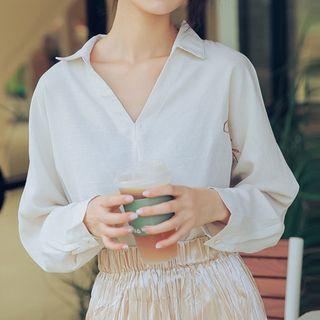 Lettering V-neck Blouse
