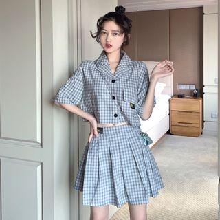 Short-sleeve Applique Plaid Shirt / Applique Plaid Pleated Skirt