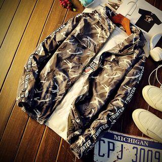 Lettering Applique Hooded Camo Jacket