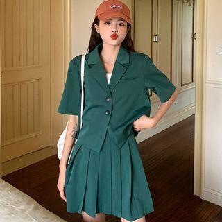 Elbow-sleeve Plain Cropped Blazer / Pleated Mini A-line Skirt
