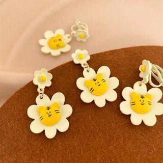 Tiger Flower Acrylic Dangle Earring