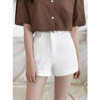 Slit-side Linen Blend Shorts