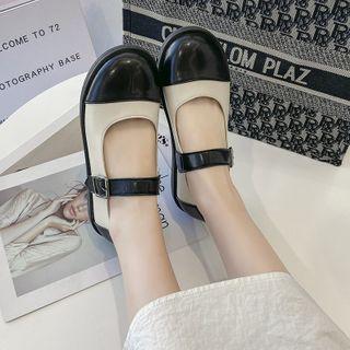 Two-tone Mary Jane Shoes