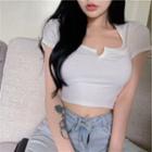Short-sleeve Notch T-shirt