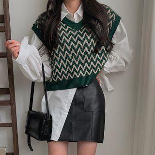 Zigzag-patterned Cropped Vest