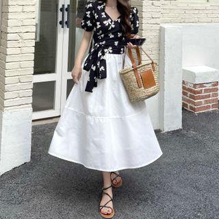 Short-sleeve Butterfly Print Blouse / Plain Midi Skirt