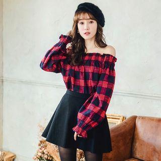 Long-sleeve Off-shoulder Check Top