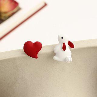 Rabbit Heart Asymmetrical Alloy Earring