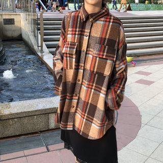 Oversize Plaid Shirt / Lace Skirt