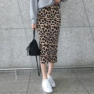 Leopard Print Midi Pencil Skirt