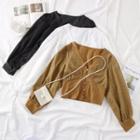 Embroidered V-neck Crop Blouise