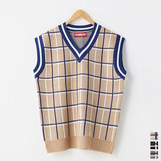 Graph-check Knit Vest