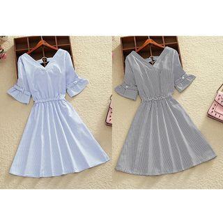 V-neck Striped Short-sleeve A-line Dress