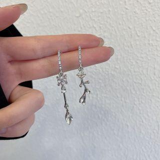Rhinestone Asymmetrical Alloy Open Hoop Earring 1 Pair - Silver - One Size
