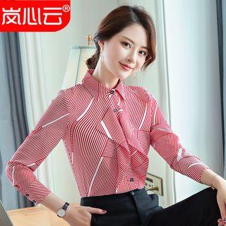Striped Blouse / Slim-fit Dress Pants / Set