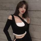 Cold-shoulder Long-sleeve Cropped Top / Tank Top Black - One Size