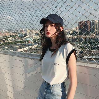 Sleeveless Letter Print T-shirt