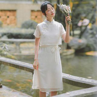Embroidered Frog Button Stand-collar Short-sleeve Qipao Dress