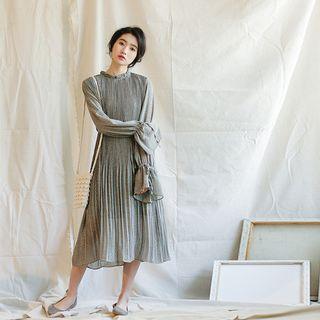 Bell-sleeve Midi Floral Accordion Pleat Dress