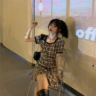 Short-sleeve Plaid A-line Dress Plaid - Black & White - One Size