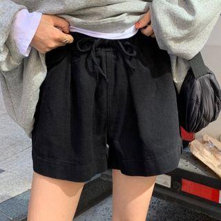 Slit Denim Straight-cut Shorts