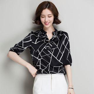 Patterned V-neck Elbow-sleeve Blouse