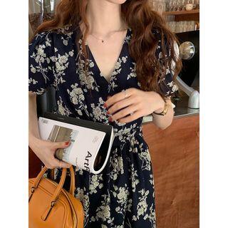 Short-sleeve V-neck Floral Print Dress Navy Blue - One Size