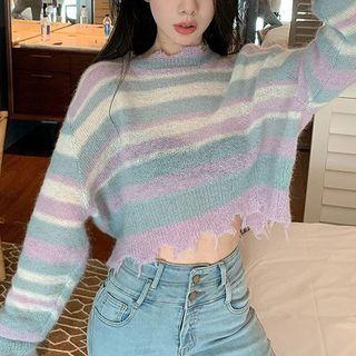 Fray Hem Striped Cropped Sweater